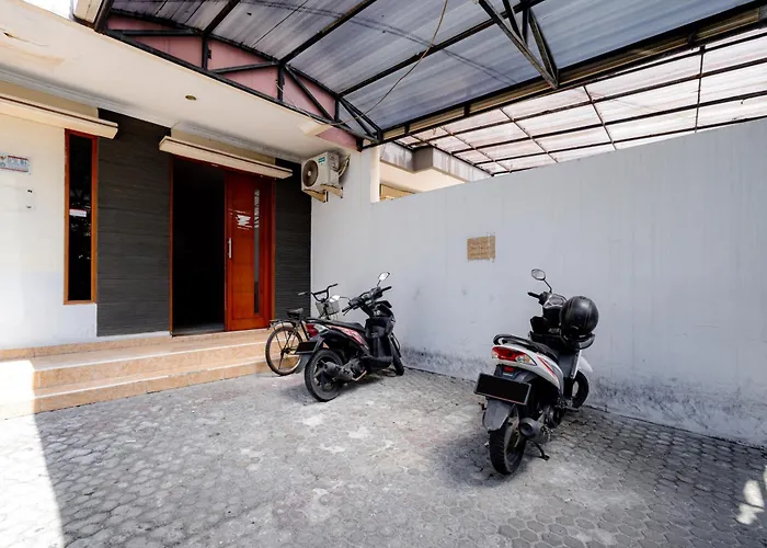 J&B Rooms Tomang Jakarta Mitra RedDoorz